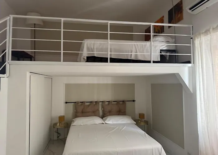 Apartment Vacanze Romane *